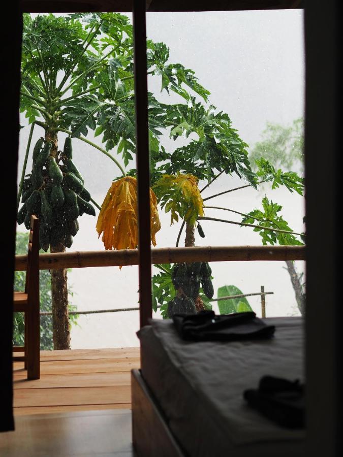 Meexok Guesthouse Nong Khiaw Bagian luar foto