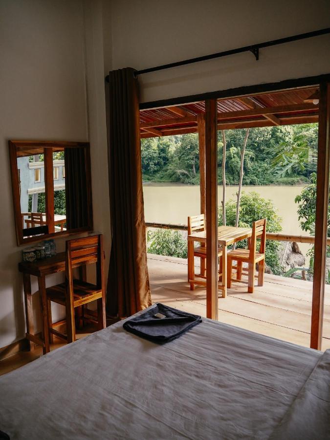 Meexok Guesthouse Nong Khiaw Bagian luar foto