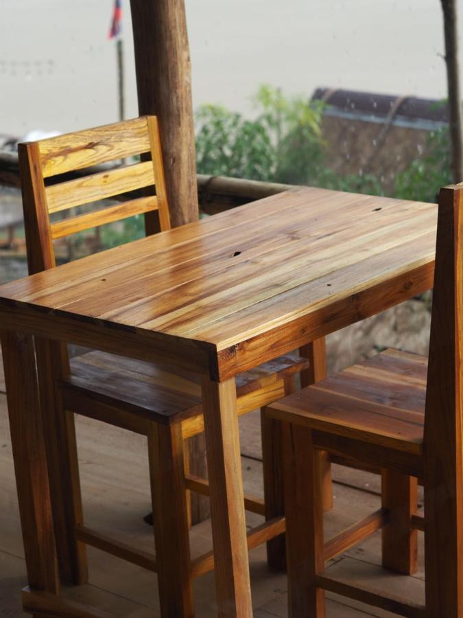 Meexok Guesthouse Nong Khiaw Bagian luar foto