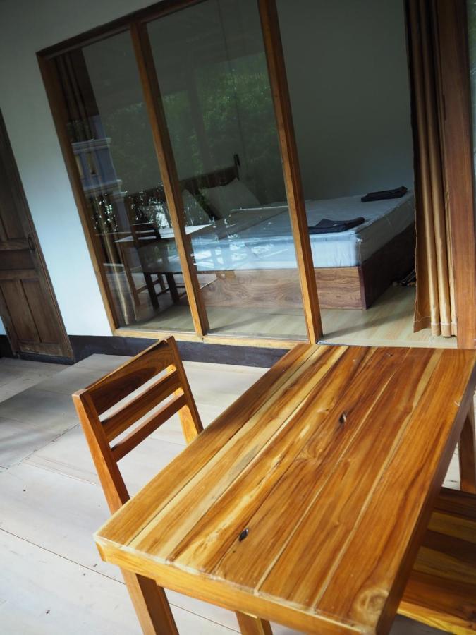 Meexok Guesthouse Nong Khiaw Bagian luar foto