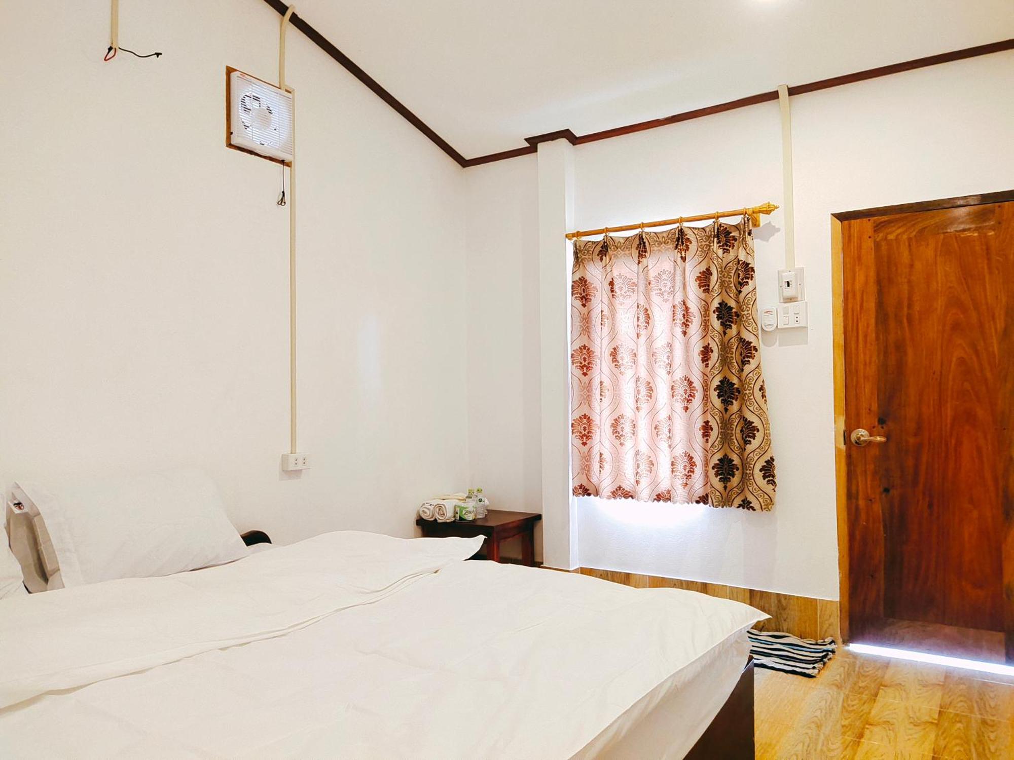 Meexok Guesthouse Nong Khiaw Bagian luar foto