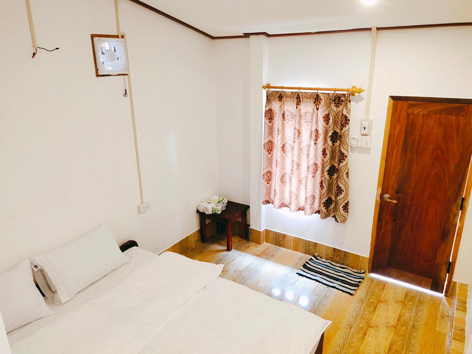 Meexok Guesthouse Nong Khiaw Bagian luar foto