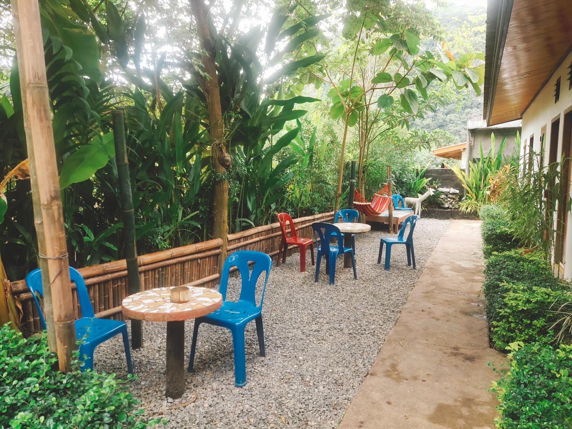 Meexok Guesthouse Nong Khiaw Bagian luar foto
