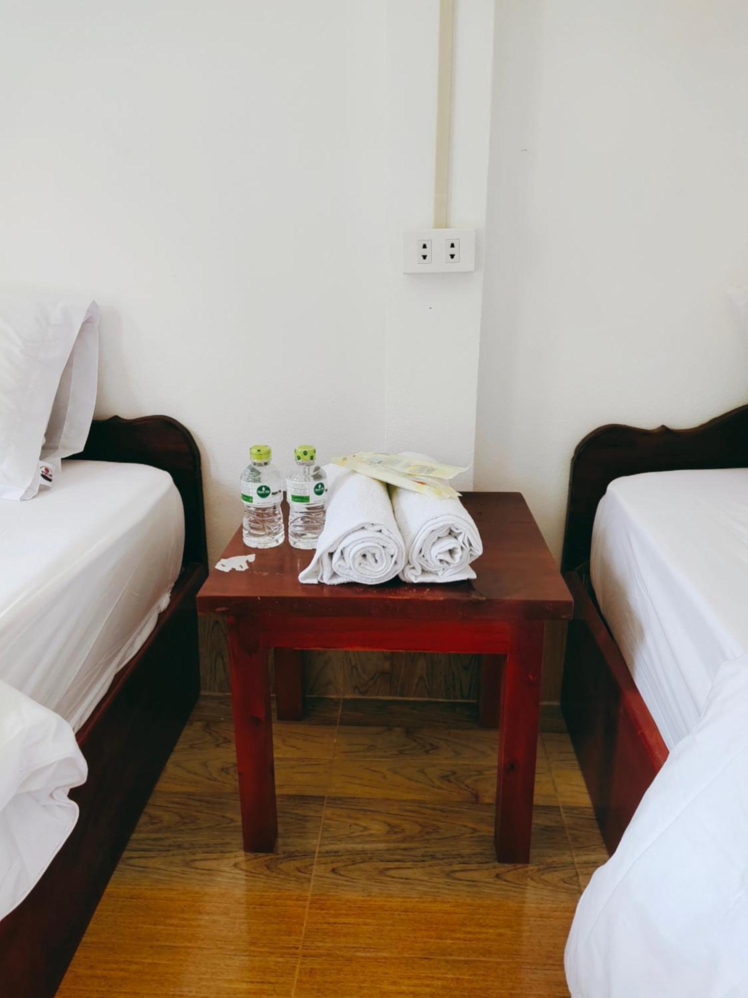 Meexok Guesthouse Nong Khiaw Bagian luar foto