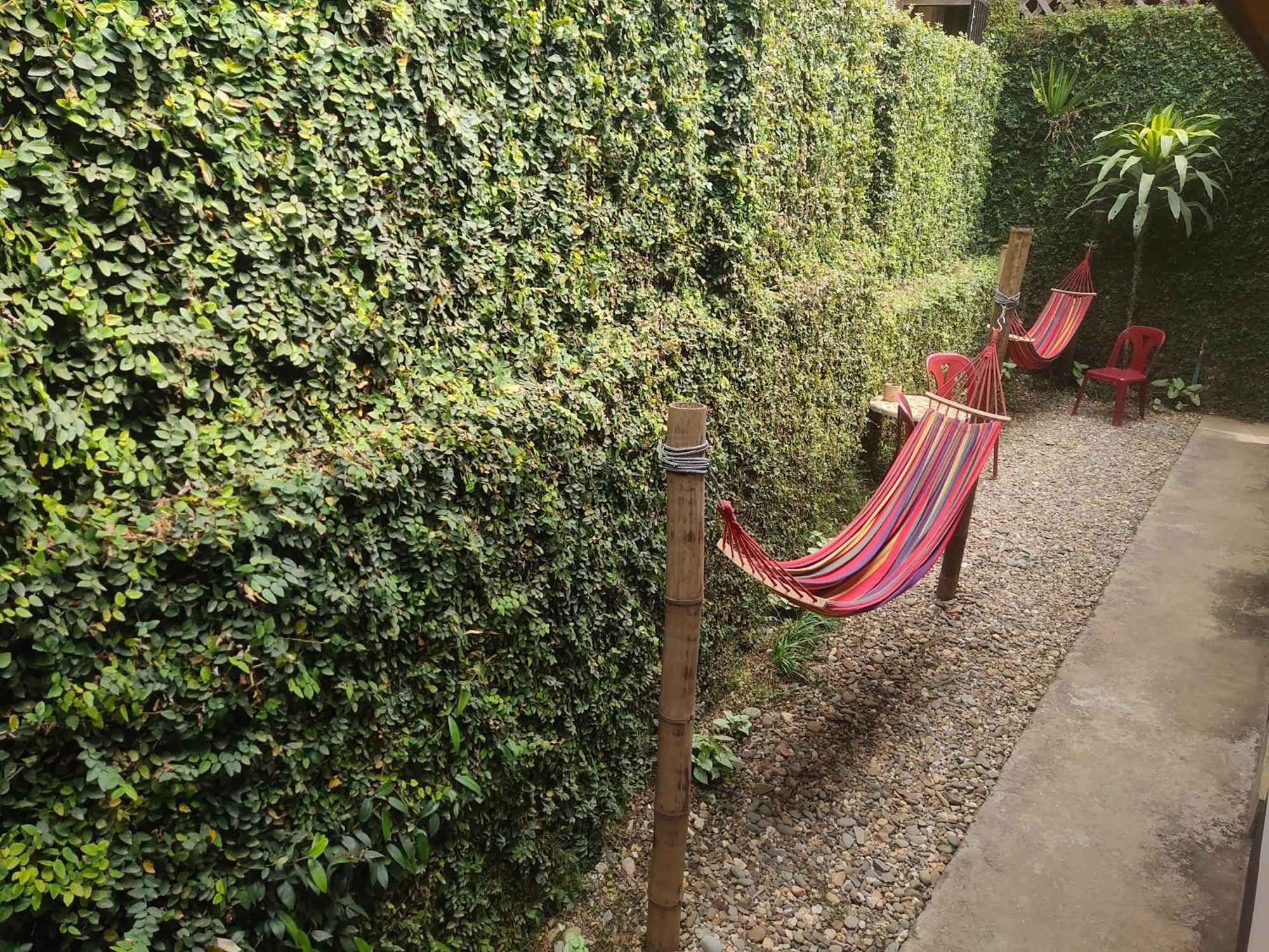 Meexok Guesthouse Nong Khiaw Bagian luar foto